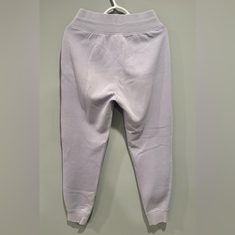 Nike women’s lilac purple Sweatpants - Picture 2 of 4